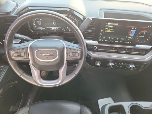 Used 2024 GMC Sierra 1500 SLT AWD/4WD image 11