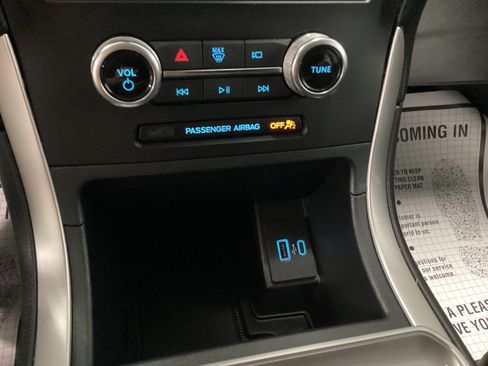 Used 2024 Ford Edge SEL w/ Convenience Package AWD/4WD image 30