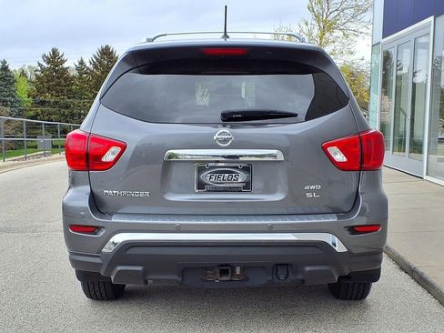 Used 2017 Nissan Pathfinder SL w/ SL Premium Package AWD/4WD image 4