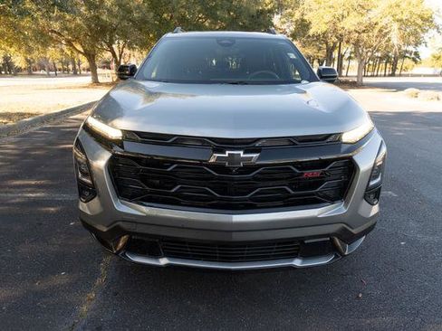 Used 2025 Chevrolet Equinox RS w/ Safety and Technology Package image 8