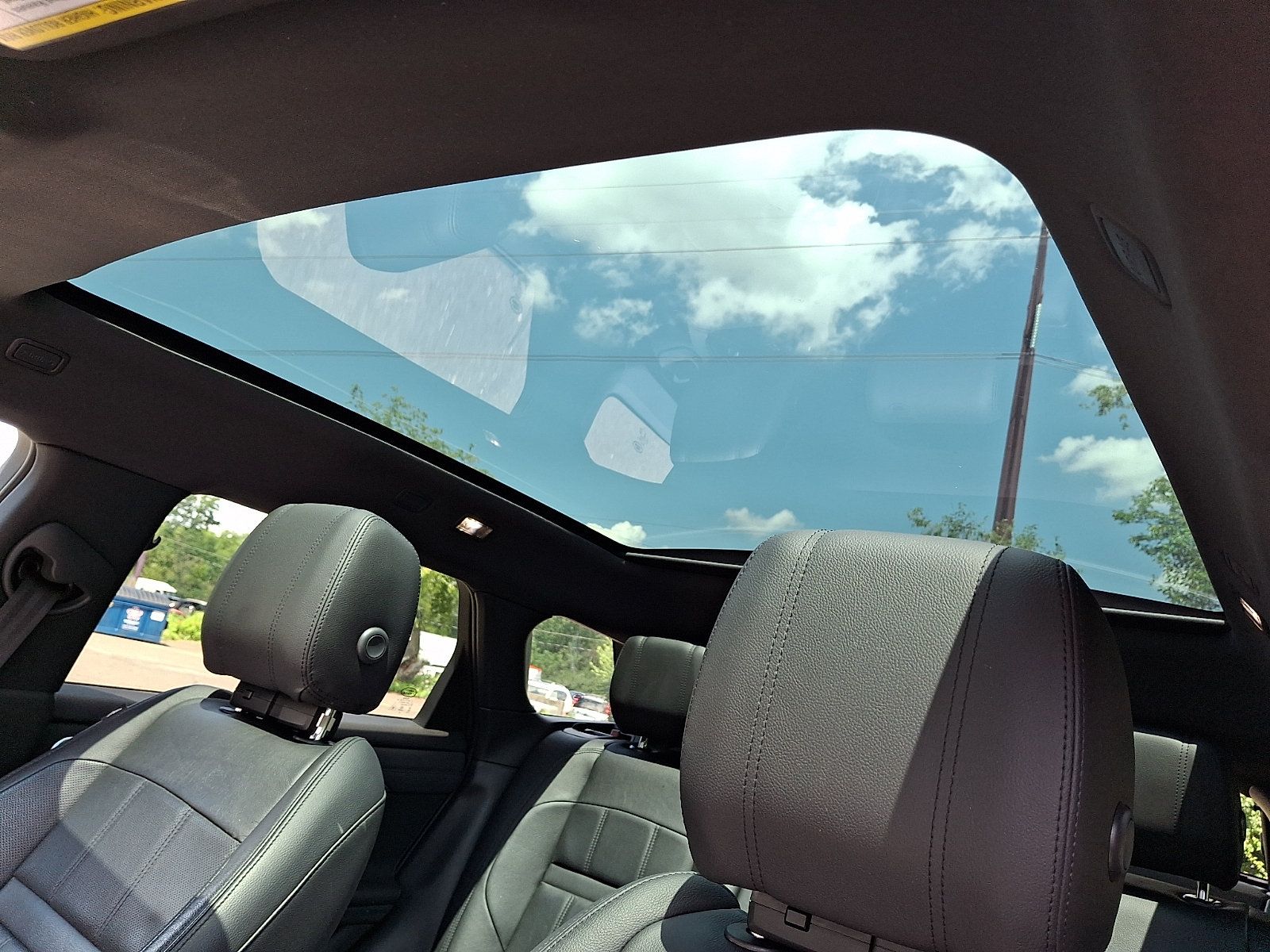 Used 2020 Land Rover Range Rover Evoque SE AWD/4WD image 14