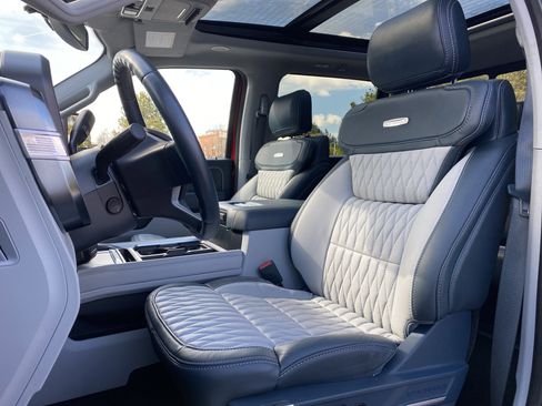 Used 2024 Ford F450 Limited w/ FX4 Off-Road Package image 7