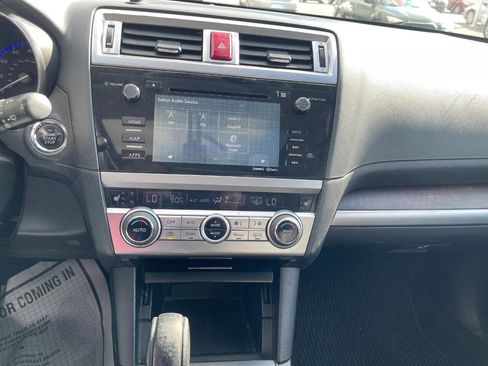 Used 2016 Subaru Outback 2.5i Limited image 16