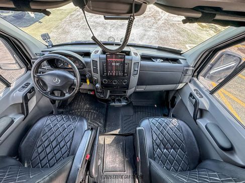 Used 2012 Mercedes-Benz Sprinter 3500 image 96