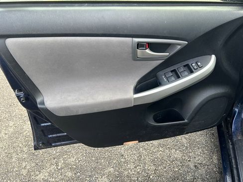 Used 2015 Toyota Prius Three image 15