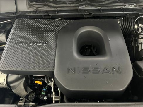 Used 2025 Nissan Murano Platinum w/ Cargo Package image 12