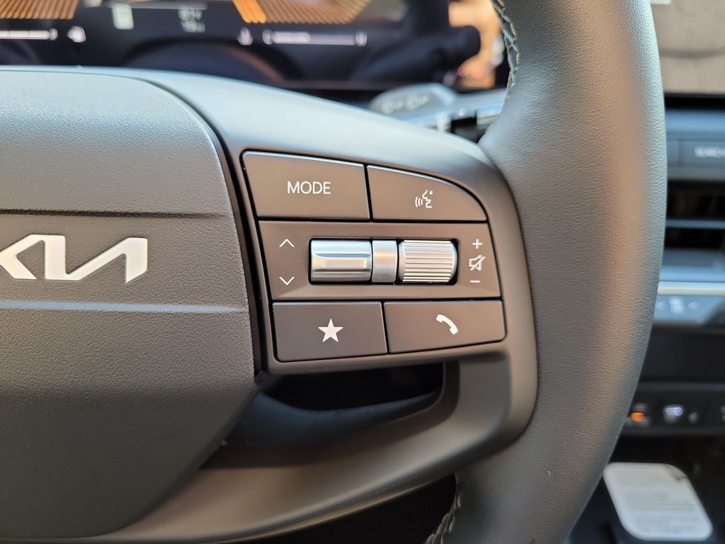 New 2026 Kia K4 EX FWD image 26