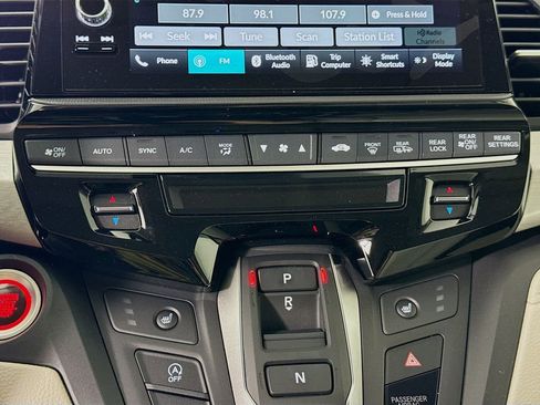 New 2026 Honda Odyssey EX-L image 17