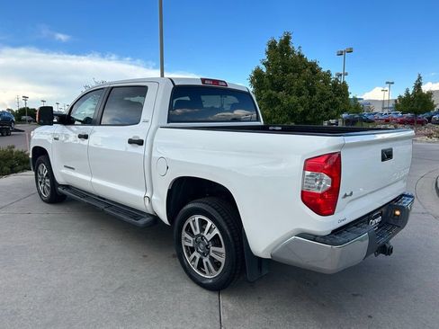 Used 2017 Toyota Tundra SR5 w/ SR5 Upgrade Package AWD/4WD image 5
