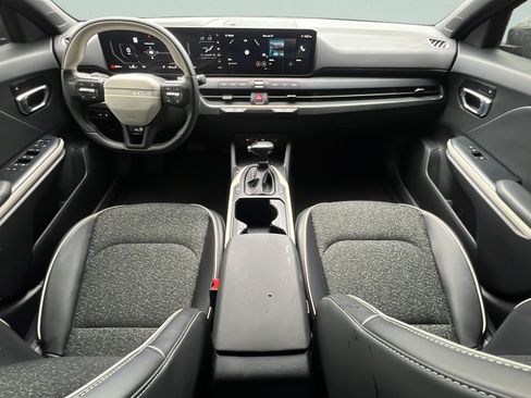 Certified 2025 Kia K4 GT-Line w/ GT-Line Sunroof Package FWD image 13