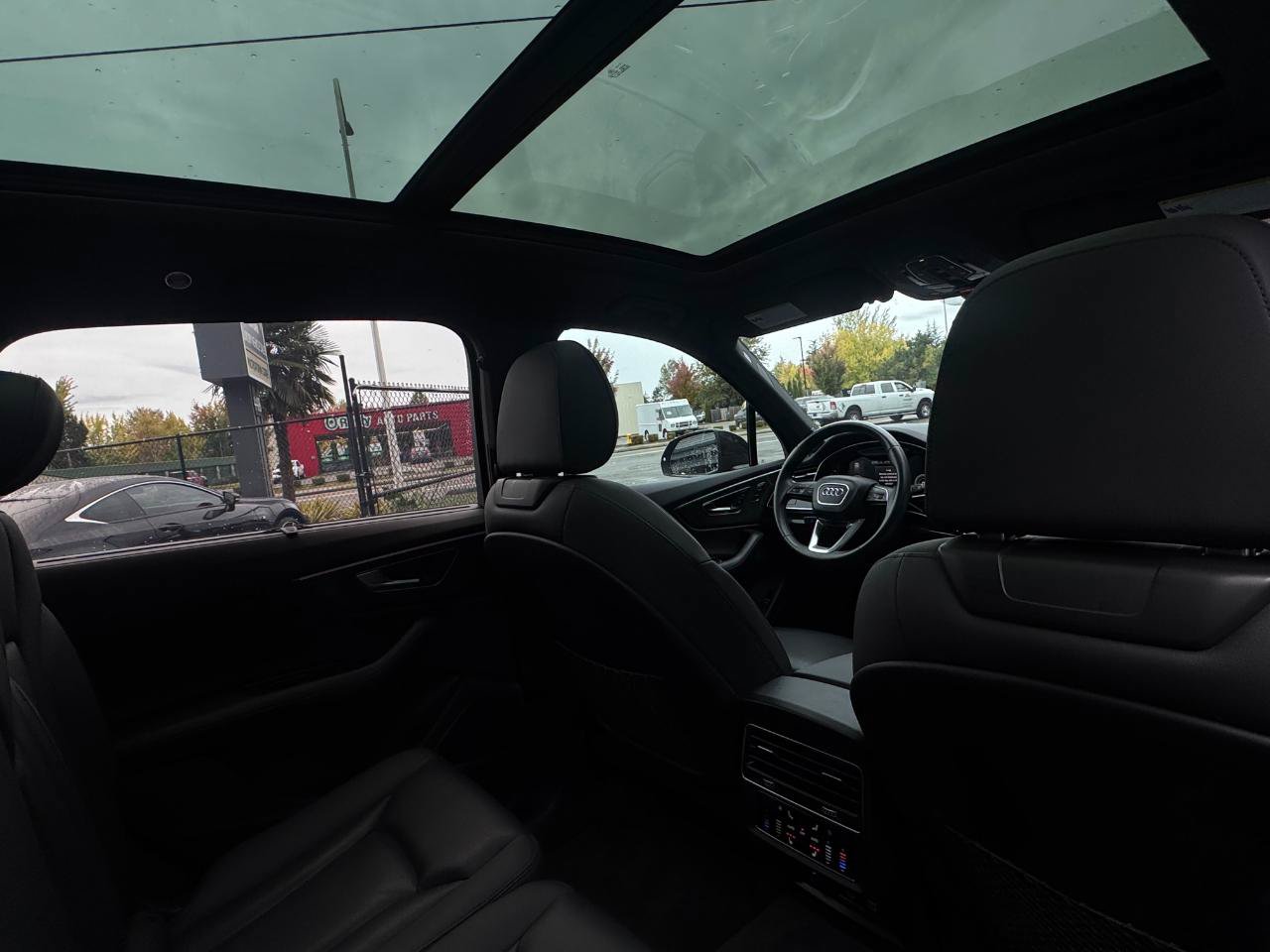 Used 2021 Audi Q7 3.0T Prestige w/ Prestige Package AWD/4WD image 22