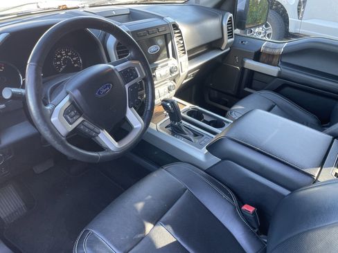 Used 2018 Ford F150 Lariat w/ Equipment Group 502A Luxury image 14