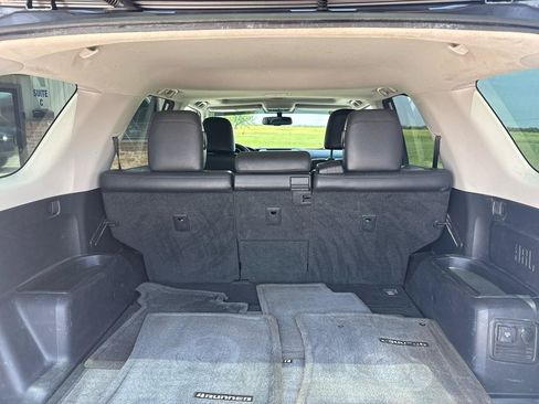 Used 2011 Toyota 4Runner Limited w/ Convenience Pkg AWD/4WD image 49