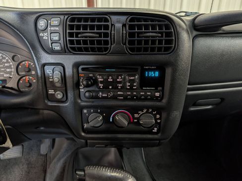Used 2000 GMC Jimmy SLT AWD/4WD image 23