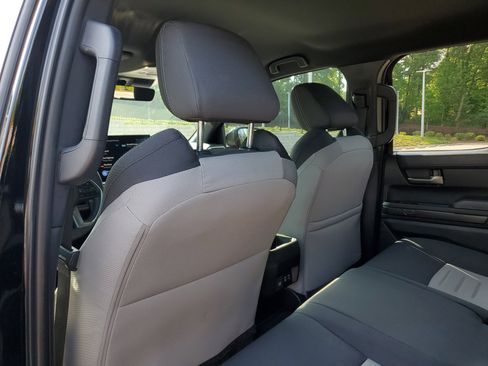 Used 2024 Toyota Tacoma TRD Off-Road AWD/4WD image 12