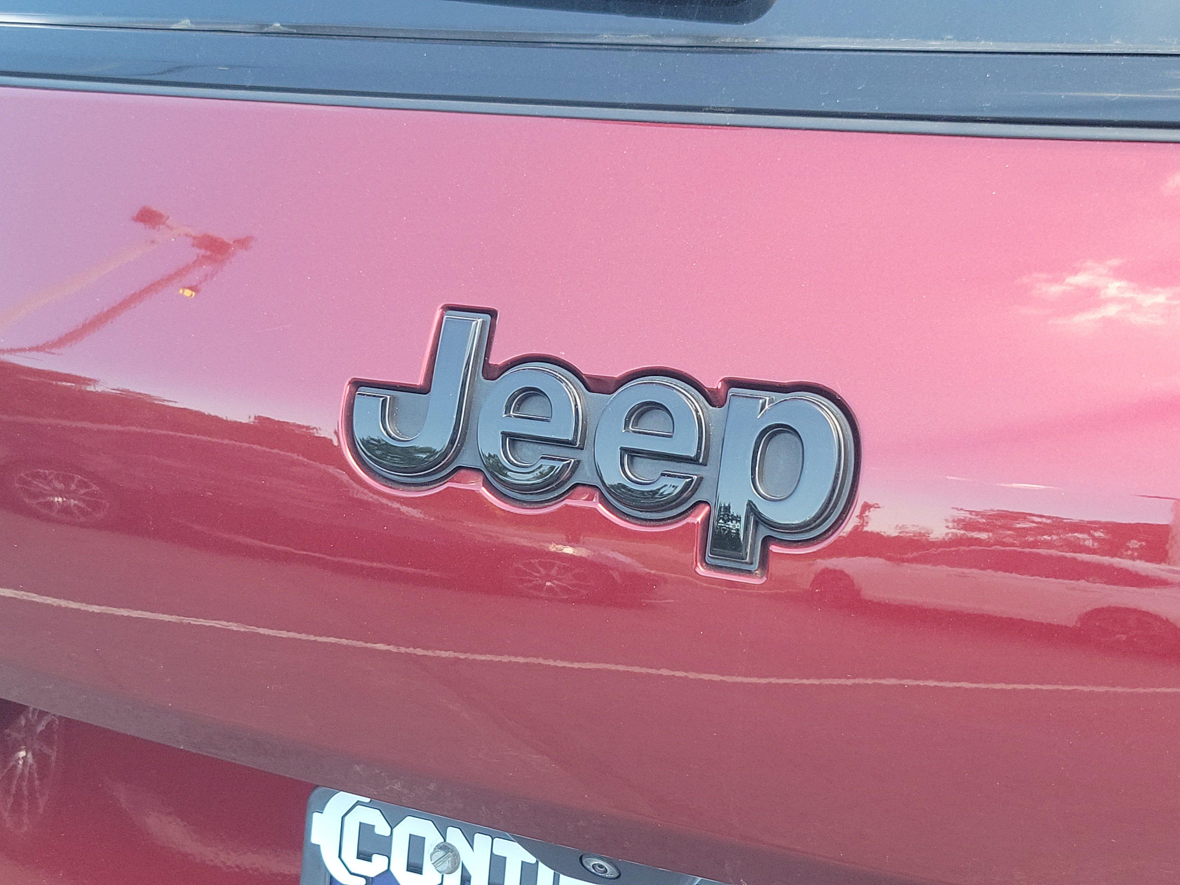 Used 2022 Jeep Grand Cherokee L Laredo AWD/4WD image 8