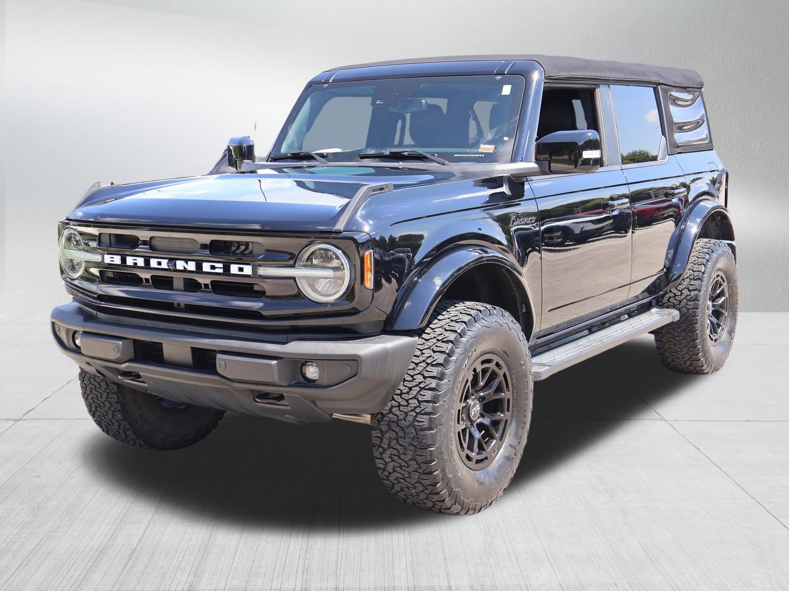 Used 2021 Ford Bronco Outer Banks AWD/4WD image 3