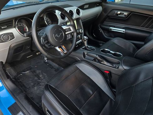 Used 2017 Ford Mustang Premium w/ Equipment Group 201A RWD image 10