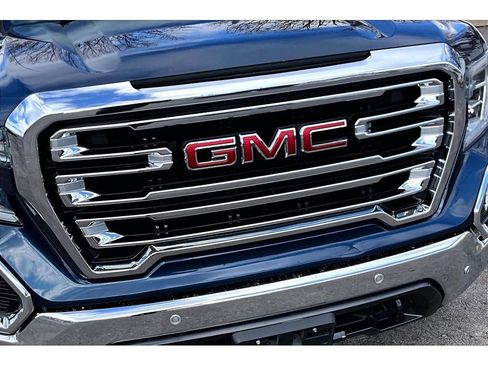 Used 2019 GMC Sierra 1500 SLT w/ SLT Premium Plus Package image 33