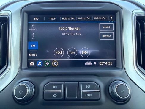 Used 2020 Chevrolet Silverado 1500 LT w/ LT 2.7L Value Package AWD/4WD image 28