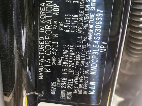 Used 2025 Kia Niro LX FWD image 7