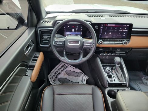 Used 2023 GMC Canyon AT4 w/ AT4 Premium Package image 10