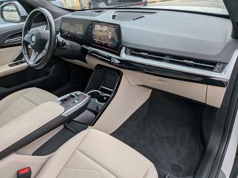 Used 2023 BMW X1 xDrive28i w/ Premium Package image 39