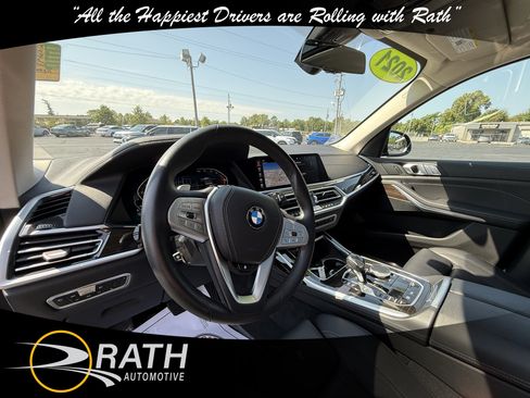 Used 2021 BMW X7 xDrive40i w/ Cold Weather Package image 14