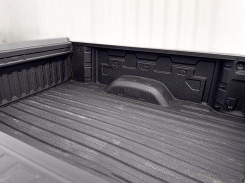 Used 2024 Chevrolet Silverado 2500 Custom w/ Custom Value Package AWD/4WD image 28