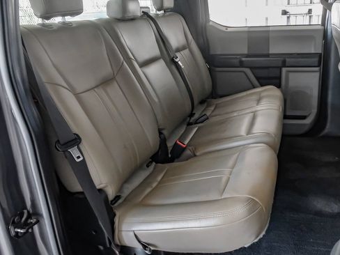 Used 2020 Ford F250 XL w/ STX Appearance Package AWD/4WD image 33
