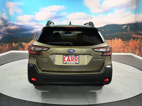 Used 2025 Subaru Outback Premium AWD/4WD image 7