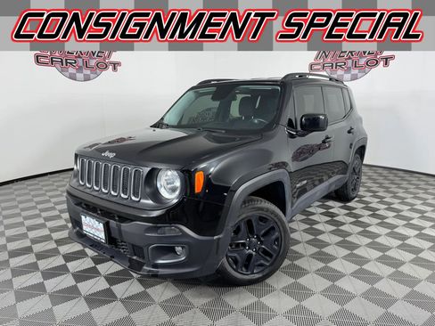 Used 2017 Jeep Renegade Latitude w/ Cold Weather Group AWD/4WD image 1