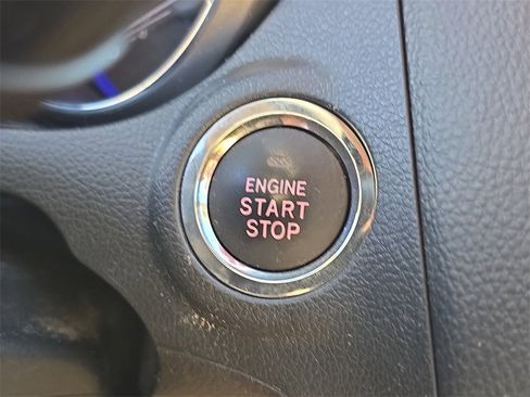 Used 2019 Subaru Outback 2.5i Limited w/ Popular Package #2 image 27