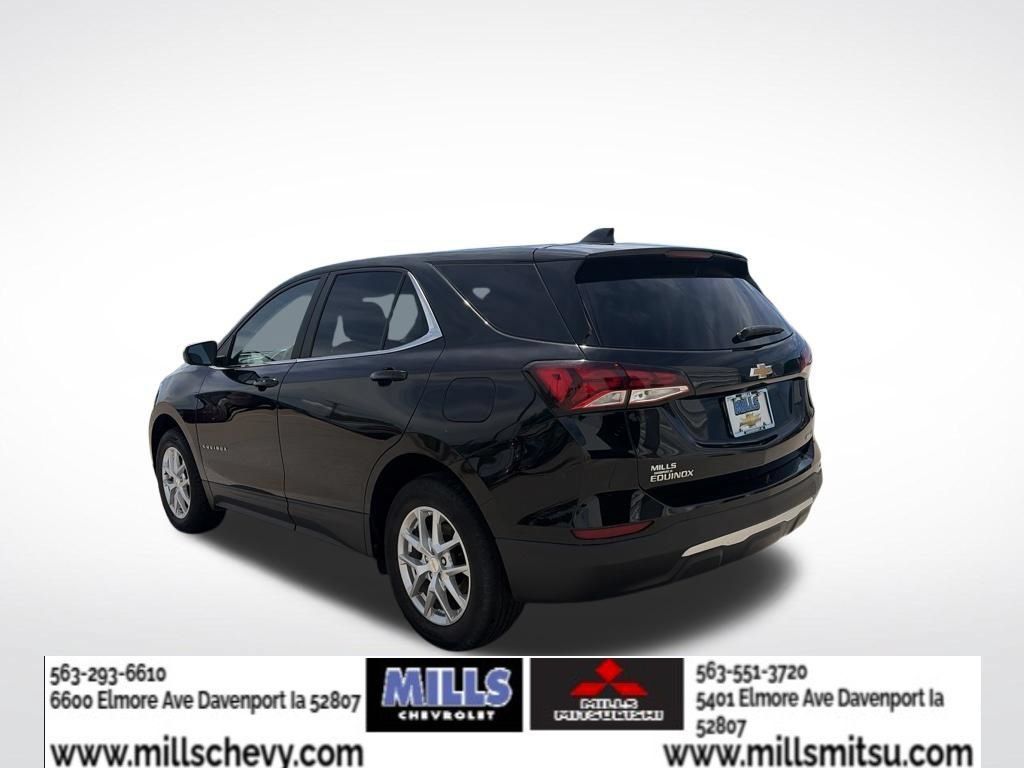 Used 2022 Chevrolet Equinox LT AWD/4WD image 3