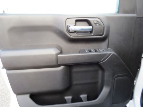 Certified 2025 Chevrolet Silverado 1500 Custom w/ Turbomax Blackout Package image 23