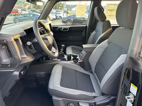 New 2025 Ford Bronco 4-Door image 10