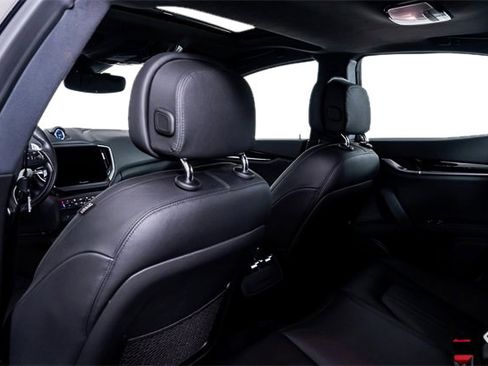 Used 2022 Maserati Ghibli Modena image 37