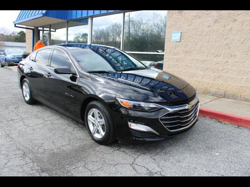 Used 2024 Chevrolet Malibu LS image 1