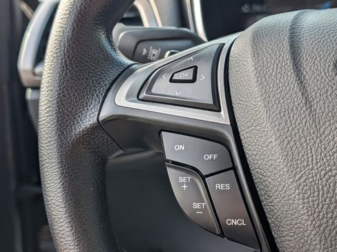Used 2020 Ford Fusion SE AWD/4WD image 29