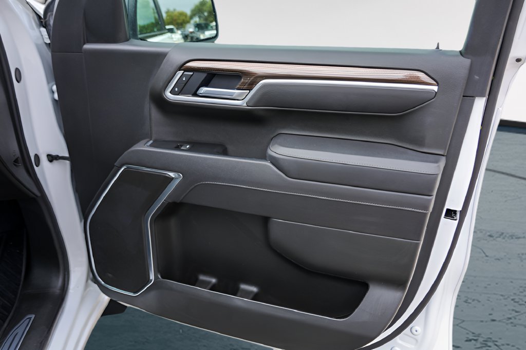 Used 2026 Chevrolet Silverado 1500 RST RWD image 27