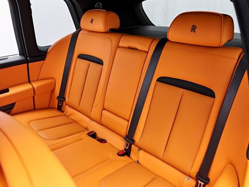 Used 2026 Rolls-Royce Cullinan AWD/4WD image 66
