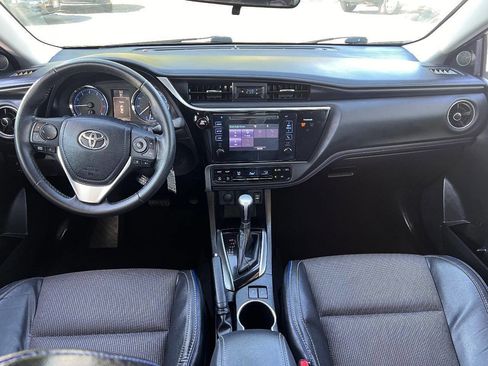 Used 2017 Toyota Corolla SE image 10