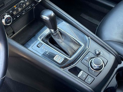 Used 2018 MAZDA CX-5 Touring w/ Preferred Equipment Package image 26