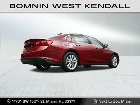 Used 2017 Chevrolet Malibu LT image 25