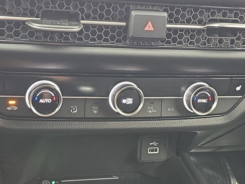 Certified 2024 Honda HR-V EX-L image 23