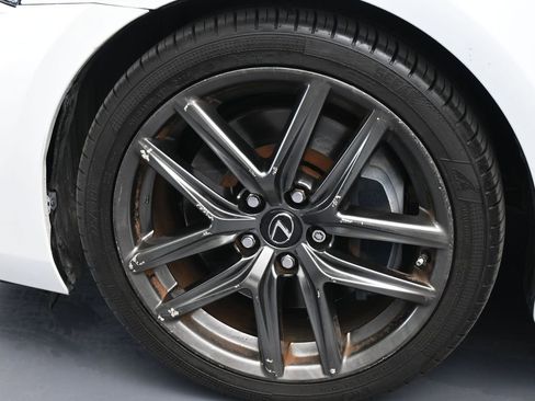 Used 2018 Lexus IS 300 F Sport w/ F Sport Package image 33