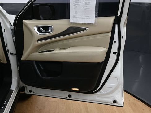 Used 2019 INFINITI QX60 Luxe w/ Essential Package FWD image 35