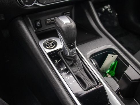 Used 2024 Nissan Sentra SV image 17