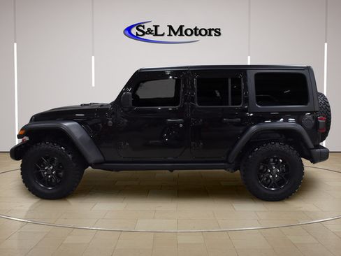 Used 2024 Jeep Wrangler Unlimited Sport AWD/4WD image 4