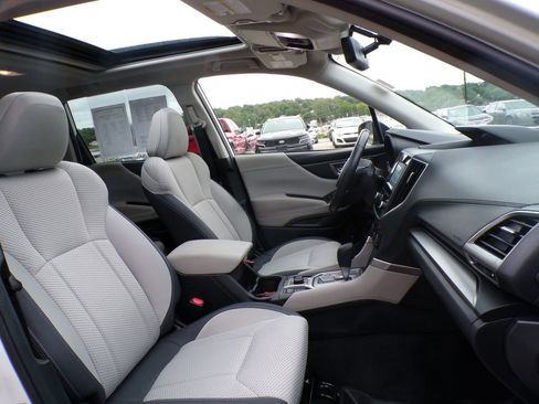 Used 2020 Subaru Forester Premium AWD/4WD image 15